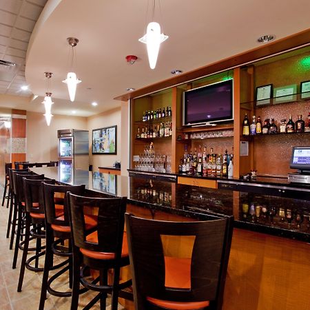 Holiday Inn Hotel & Suites Gateway By Ihg Williamsburg Exteriér fotografie