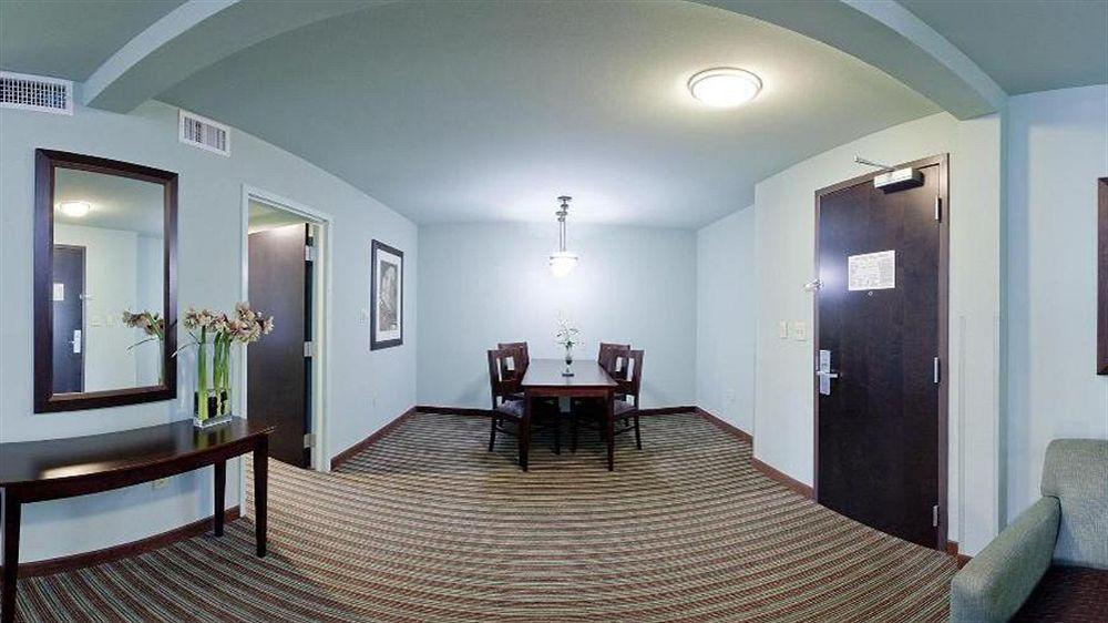 Holiday Inn Hotel & Suites Gateway By Ihg Williamsburg Exteriér fotografie