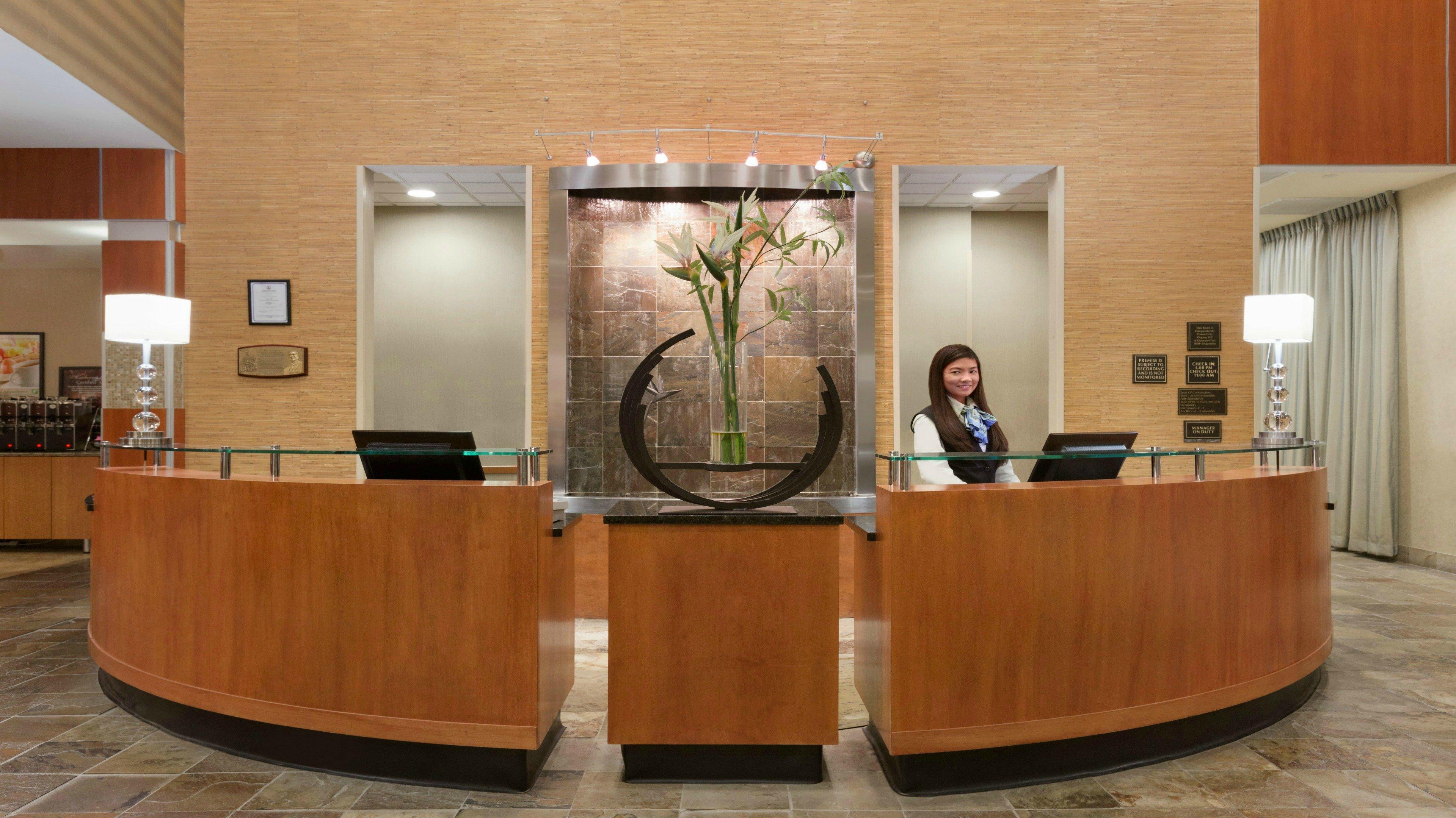 Holiday Inn Hotel & Suites Gateway By Ihg Williamsburg Exteriér fotografie