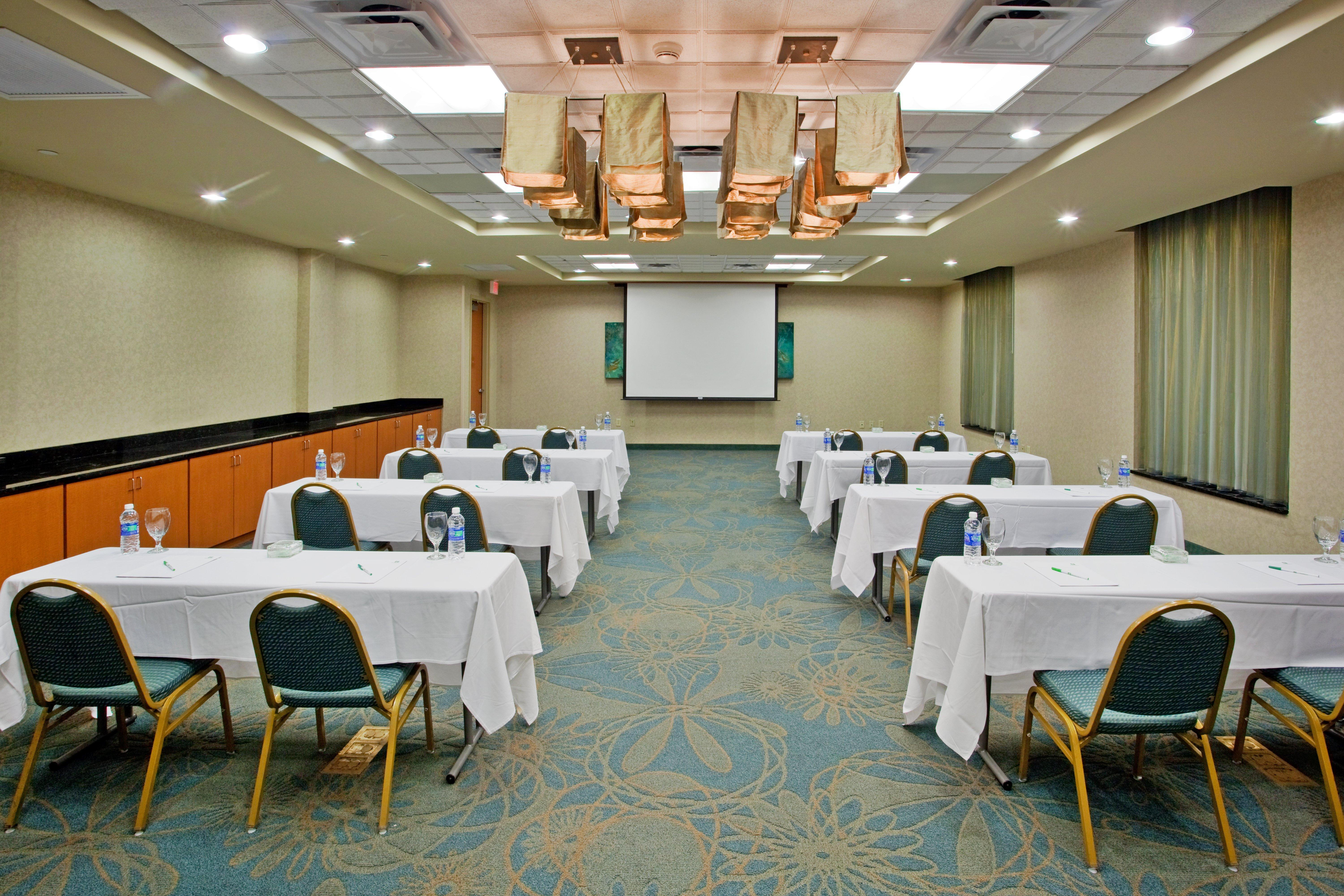 Holiday Inn Hotel & Suites Gateway By Ihg Williamsburg Exteriér fotografie